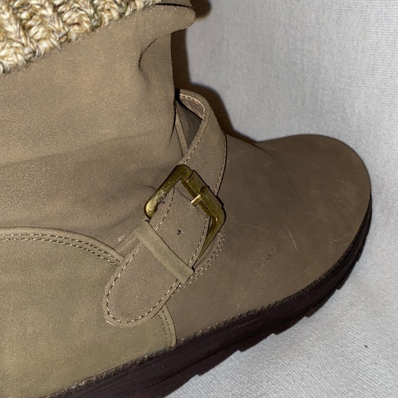 Mukluks Women's Sky Boot with Marl Sweater Knit Cuff Mid Taupe/Brown Size 7 - Picture 3 of 7